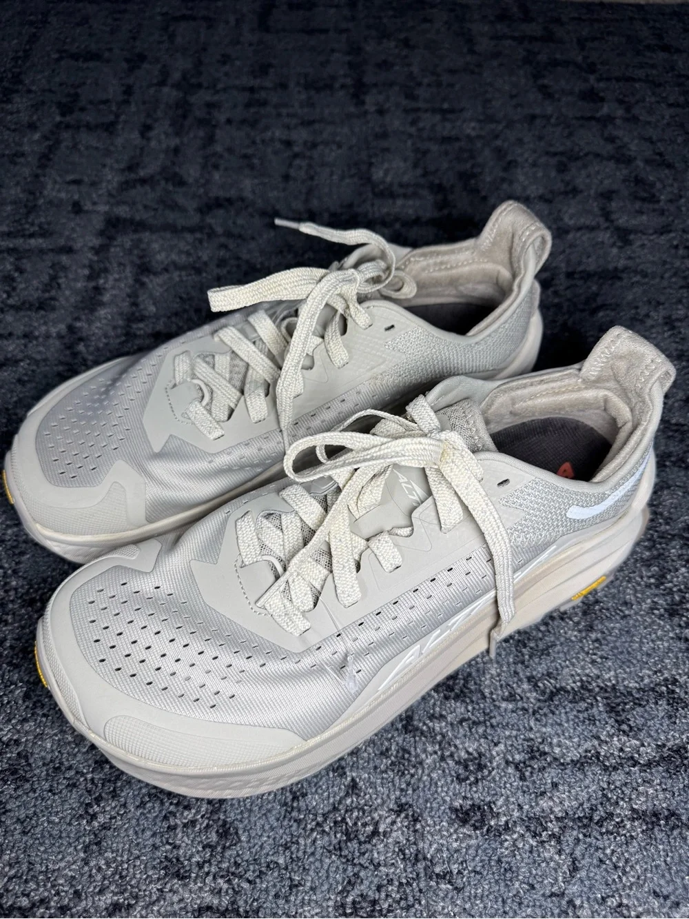ALTRA Women's Olympus 6 Trail Running Shoe Size 11